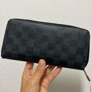 LV Classic Men's Wallet